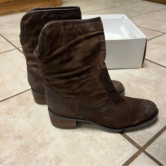 Nine West Shoes - Cute Nine West Brown Suede Distressed Boots Sz 5 Boho Western Festival